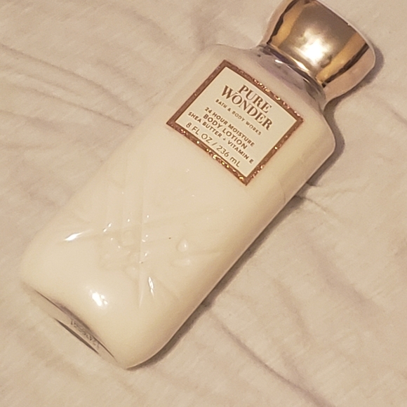 Pure Wonder Lotion - Picture 1 of 5